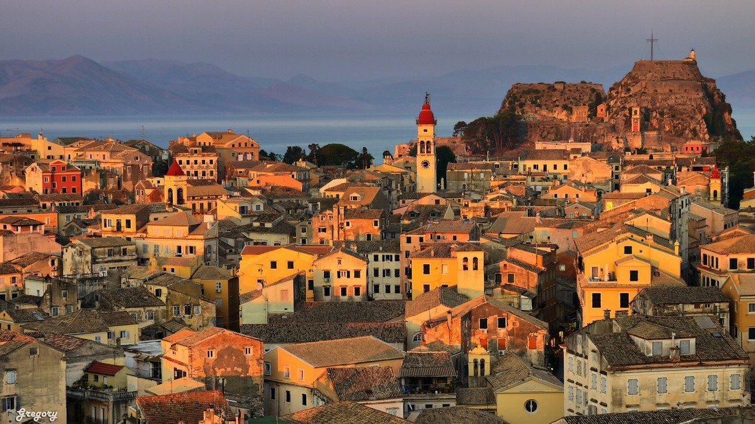 Old-Town-corfu-greece-00001