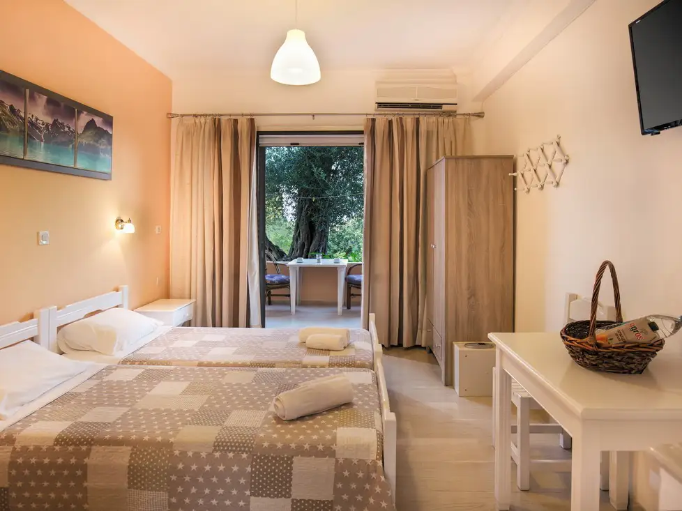 holidays in dassia apartments and studios marilena 2